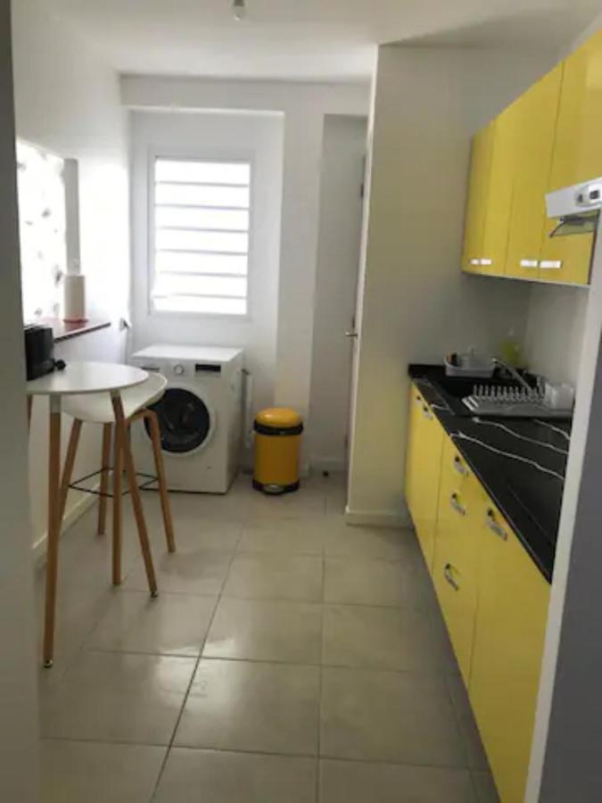 Meuble De Standing Au Coeur Des Commodites Schoelcher Exterior photo